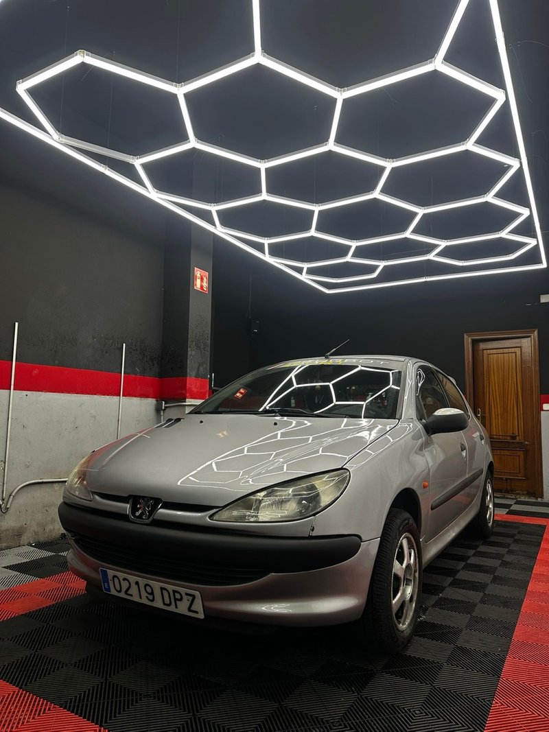Peugeot 206 1999 - foto 1