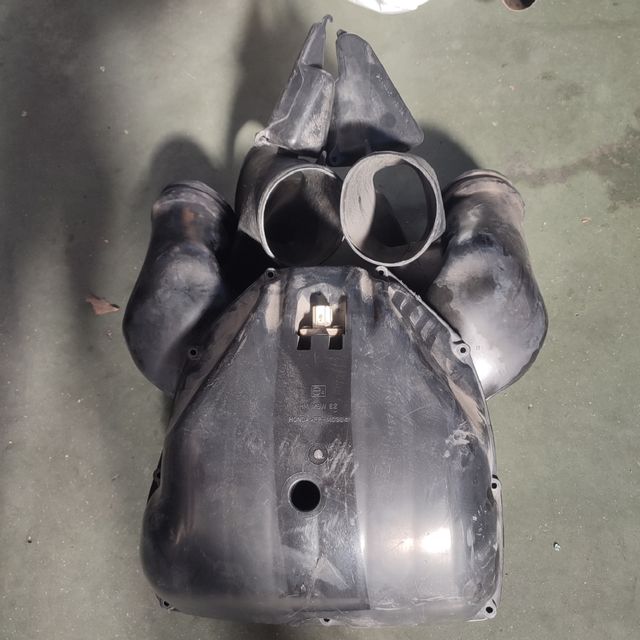 Caja filtro aire CBR 600f4i