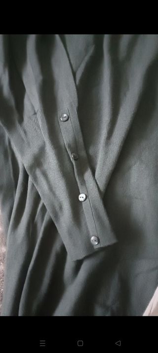 Due maglie leggere a collo alto