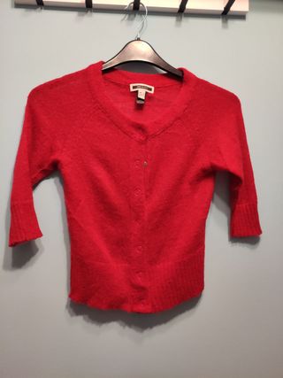 CHAQUETA CORTA ROJA