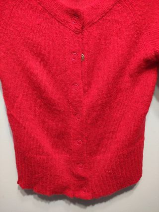 CHAQUETA CORTA ROJA