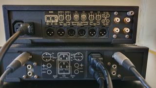 Linn LK1 y LK280 amplificador y cables