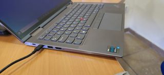 YOGA X1 G6 I7 32 RAM 512  SSD
