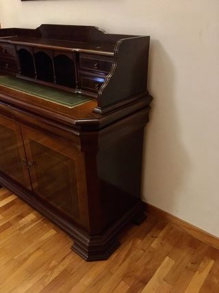 Comoda escritorio antigua