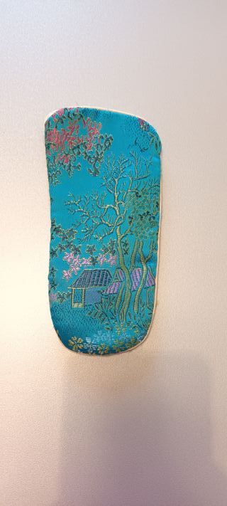 Custodia morbida per occhiali in seta turchese