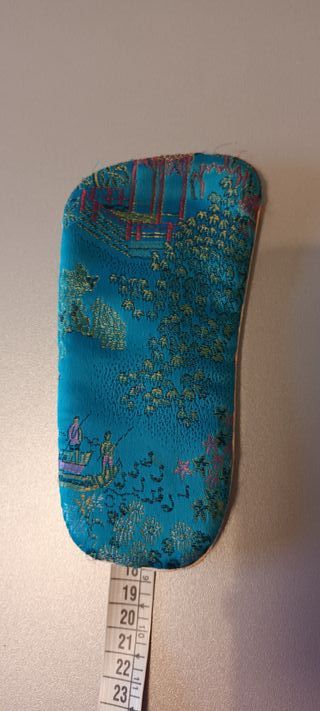 Custodia morbida per occhiali in seta turchese