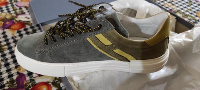 Sneakers "Hogan" nuove n.41