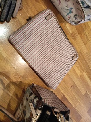 Bolso. Funda ipad