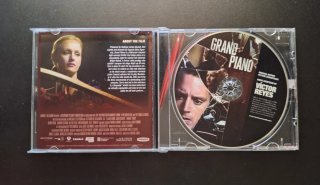 Descatalogado, CD de Víctor Reyes, BSO Grand Piano