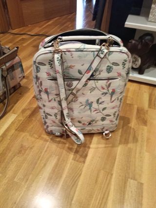 Mochila o bolso 