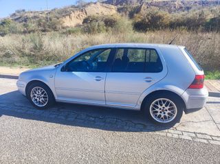 Volkswagen Golf 1.8 150 gti
