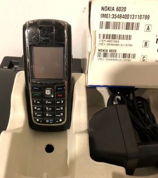Cellulare Nokia 6020 con scatola e caricabatterie