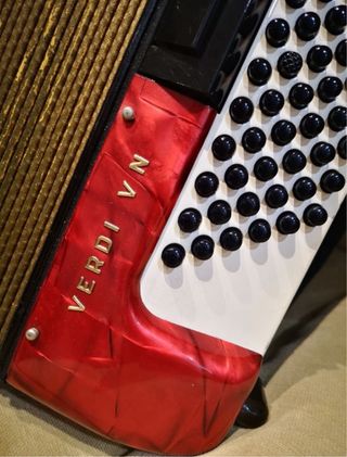 Acordeón HOHNER VERDI V N