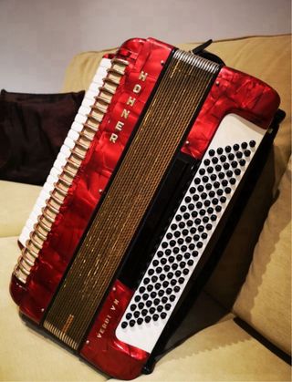 Acordeón HOHNER VERDI V N