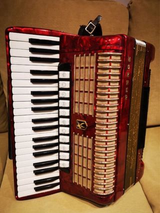 Acordeón HOHNER VERDI V N