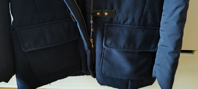 Trenca azul marino de Cortefiel