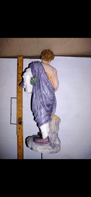 Personaggi in polvere di marmo