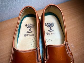 MOCASINES PIEL EXCELENTE CALIDAD.