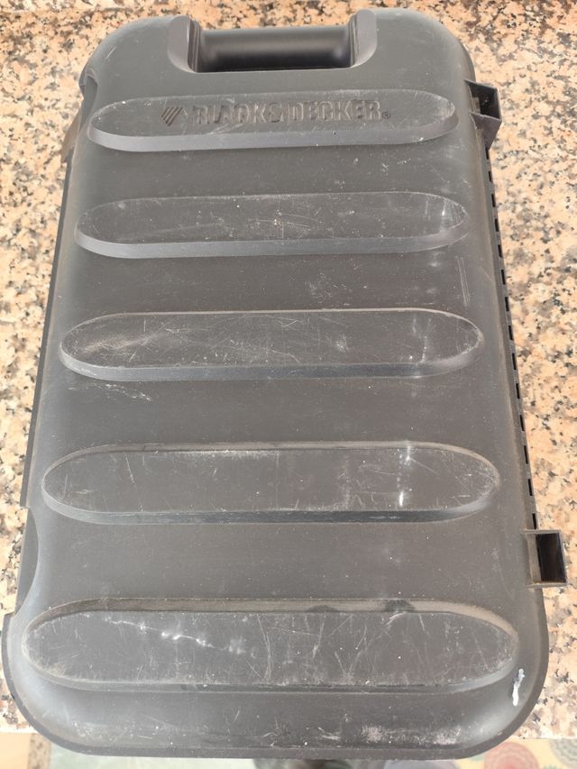 Caladora black and decker