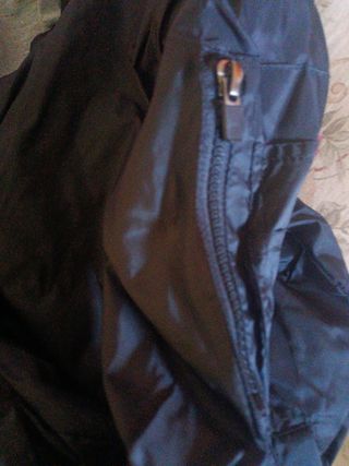 Chaqueta bomber oscuro