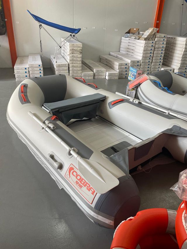 Embarcación neumatica Cobra 270