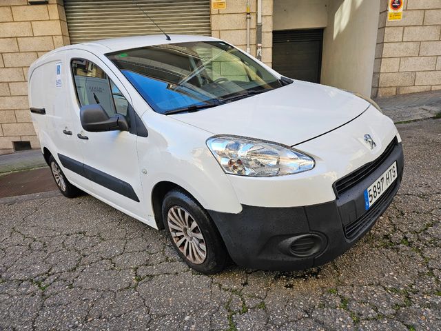 Peugeot Partner isotermica