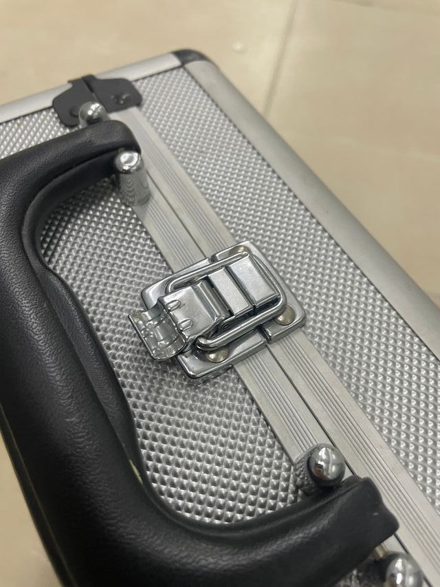 Maletín de maquillaje o joyero con espejo