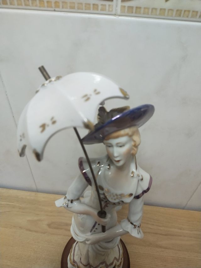 Figuras decorativas de ceramica