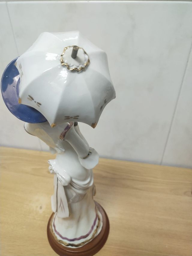 Figuras decorativas de ceramica