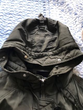 CHAQUETON PLUMON MUJER TALLA L BERSHKA