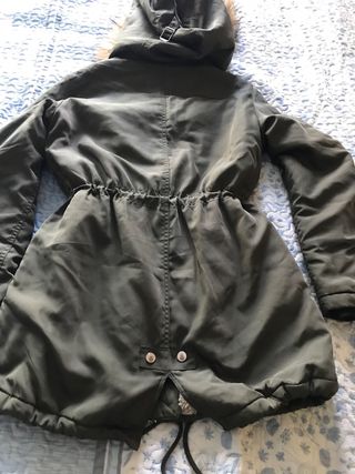 CHAQUETON PLUMON MUJER TALLA L BERSHKA