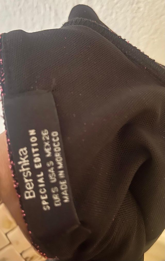 Vestido fiesta burdeos BERSHKA T.S