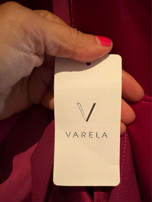 Vestido Viena Velvet color fresa talla 38 Varela