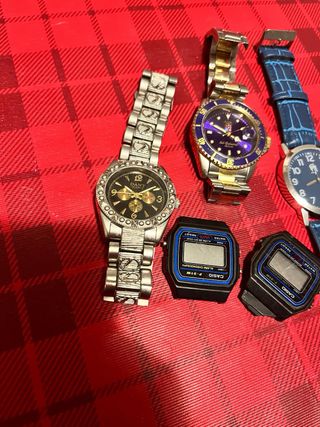 Lotto di orologi funzionanti e non 37 pz