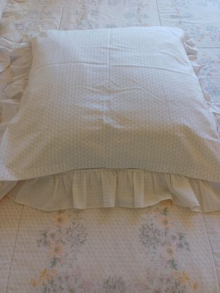 Colcha  edredón con fundas de almohadas