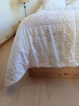 Colcha  edredón con fundas de almohadas