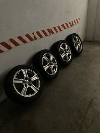 Neumaticos y llantas para Mazda