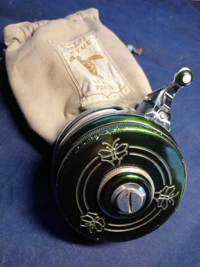 Carrete pesca antiguo