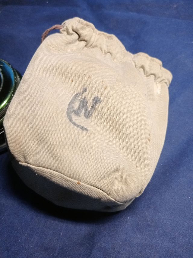 Carrete pesca antiguo