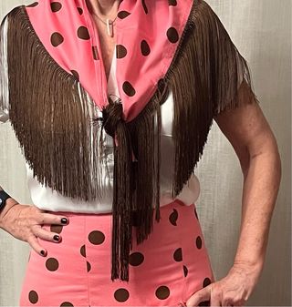 Falda flamenca. Mantoncillo de regalo