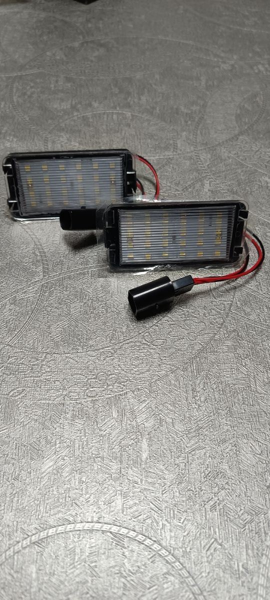 TRES JUEGOS Luces Led Matricula Seat Ibiza