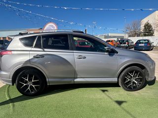 Toyota RAV4 2016