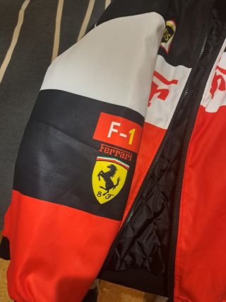 Ferrari F1. Chaqueta nueva