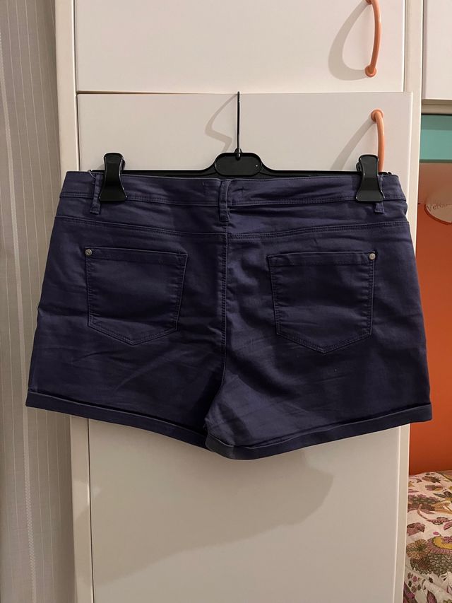 Short donna taglia 48