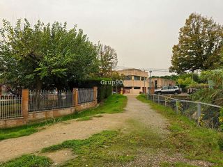 Terreno en venta en Joc de la Bola - Camps d'Esports - Ciutat Jardí - Montcada en Lleida