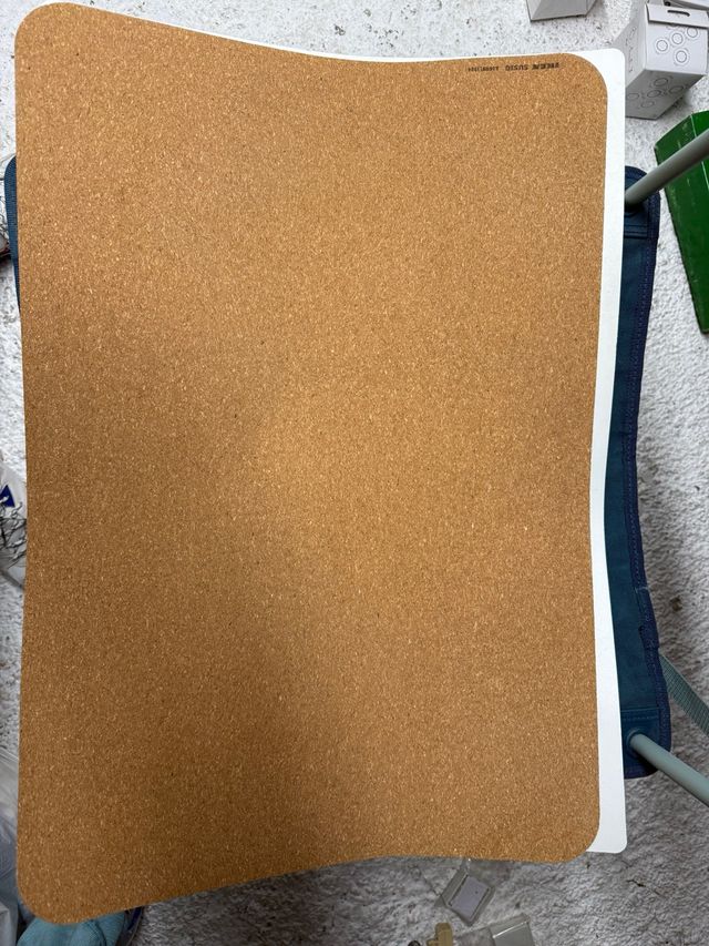 Protector de escritorio de corcho