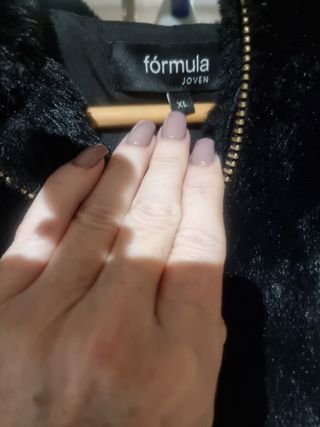 Abrigo mutón negro Fórmula Joven