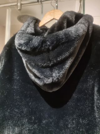 Abrigo mutón negro Fórmula Joven