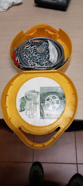 Catene da neve x Auto