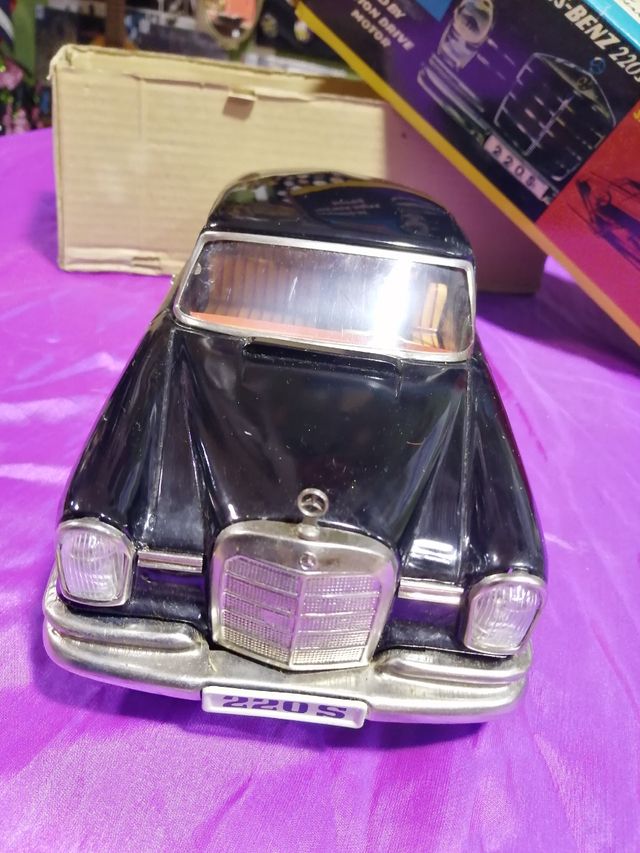 Presa automatica Mercedes Benz 220 S 1960